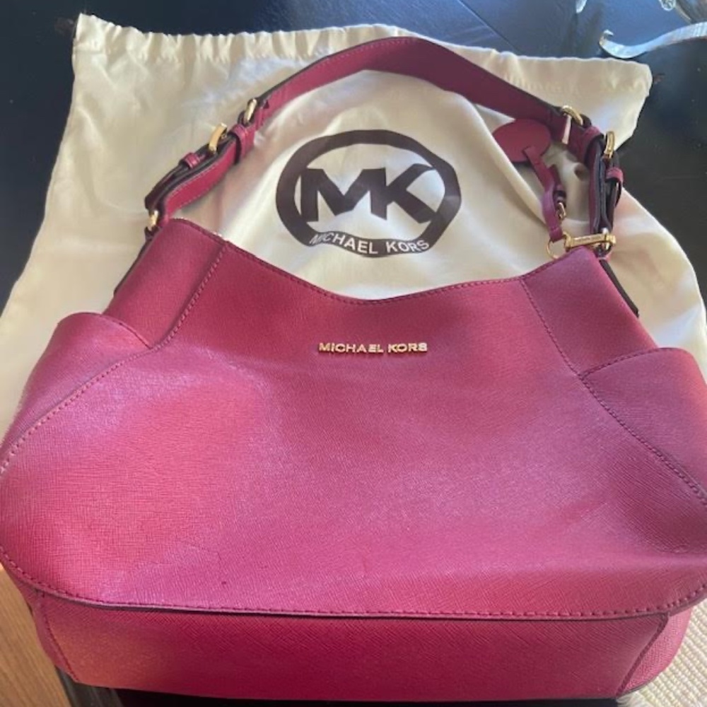 Micheal Kors Bag
